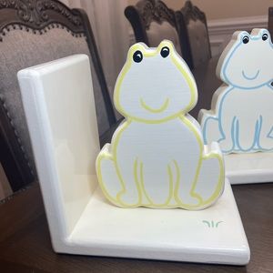 Handmade Hand Crafted blue and yellow Frogs Woden Bookends handmade
